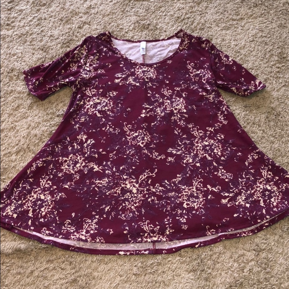 LuLaRoe Perfect T